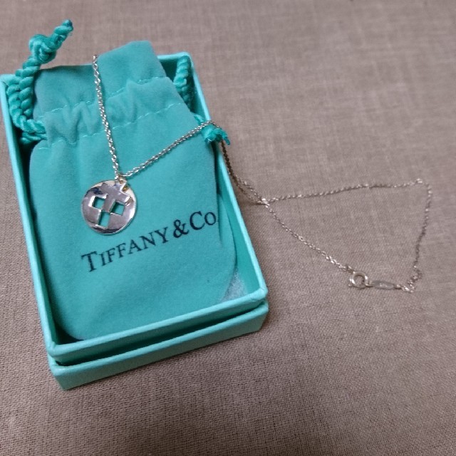 Tiffany & Co. - ティファニー クロス ネックレス シルバーの通販 by ラクマ｜ティファニーならラクマ