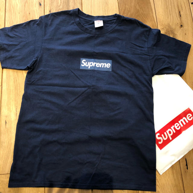 supreme ボックスロゴ　tシャツ