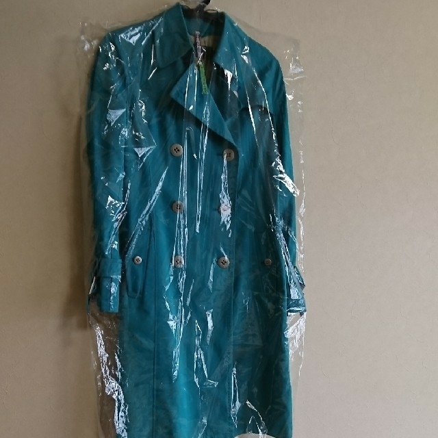 SANYO(サンヨー)の春色トレンチコート レディースのジャケット/アウター(トレンチコート)の商品写真