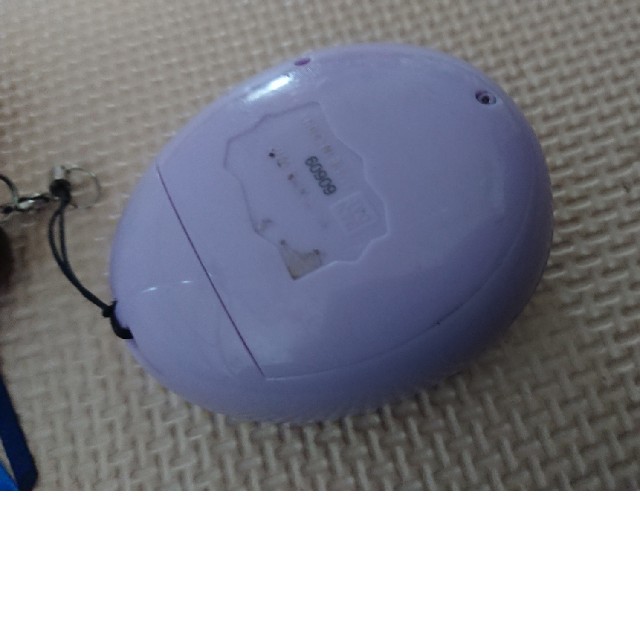 BANDAI(バンダイ)のたまごっちみーつ　ファンタジーバージョン　purple  ファンタジーミーツ エンタメ/ホビーのゲームソフト/ゲーム機本体(携帯用ゲーム機本体)の商品写真