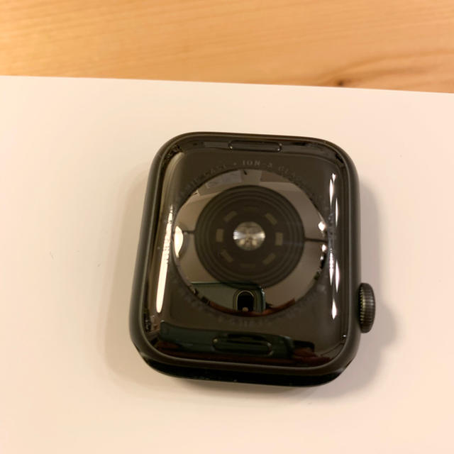 Apple Watch(アップルウォッチ)の美品○ Apple Watch series4 GPS 40mm  スマホ/家電/カメラのスマホアクセサリー(その他)の商品写真