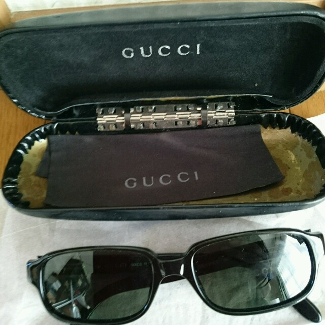 Gucci(グッチ)のグッチサングラス中古 レディースのファッション小物(サングラス/メガネ)の商品写真