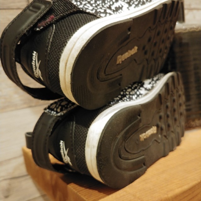 Reebok(リーボック)の【co.様専用】Reebok　ポンプフューリー　14cm キッズ/ベビー/マタニティのキッズ靴/シューズ(15cm~)(スニーカー)の商品写真
