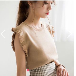 ディーホリック(dholic)のIsn’t She sleeveless frill knit(カットソー(半袖/袖なし))