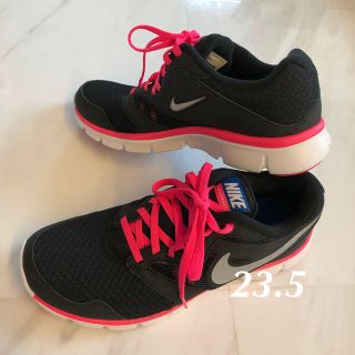 ナイキ(NIKE)のナイキブラック/ピンク＊23.5＊(スニーカー)