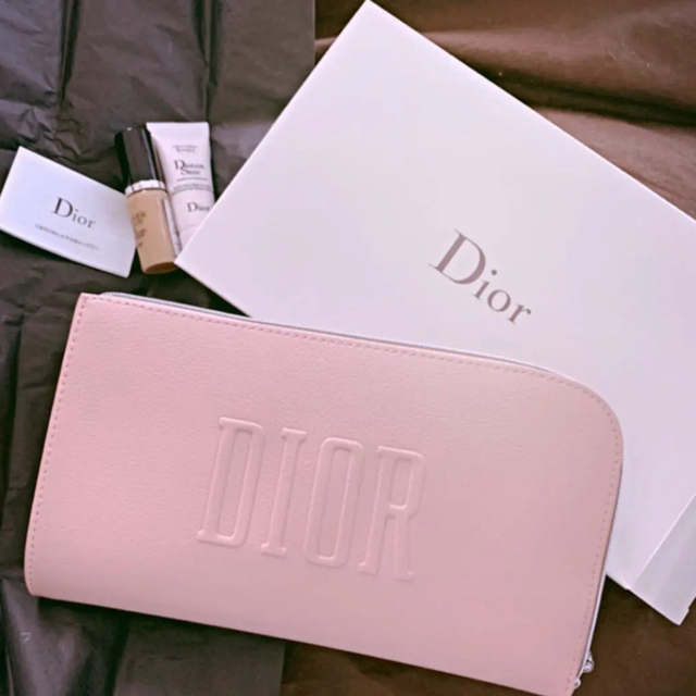 Dior(ディオール)の【超美品】【レア】【2020年新作】Dior ポーチ レディースのファッション小物(ポーチ)の商品写真