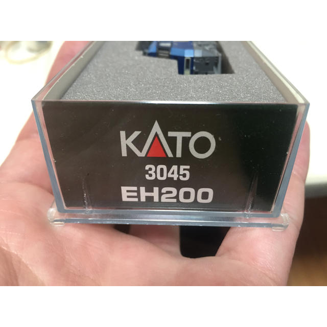 KATO 3045 EH200