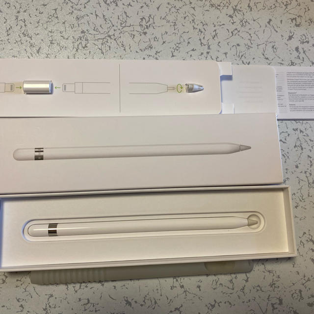 Apple(アップル)のapple pencil 第一世代 スマホ/家電/カメラのPC/タブレット(PC周辺機器)の商品写真