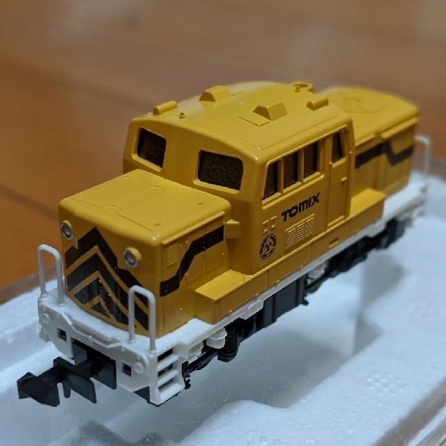 TOMMY(トミー)のTOMIX　Cタイプ小型ディーゼル機関車（黄色） エンタメ/ホビーのテーブルゲーム/ホビー(鉄道)の商品写真