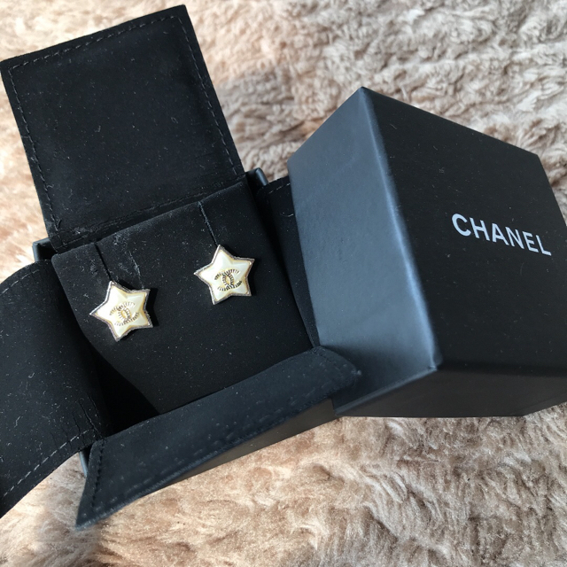 シャネル　CHANEL スターピアス　星