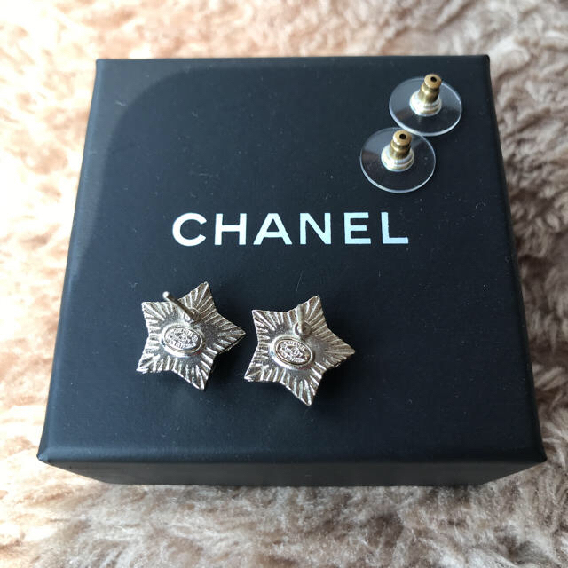 CHANEL(シャネル)のシャネル　CHANEL スターピアス　星 レディースのアクセサリー(ピアス)の商品写真