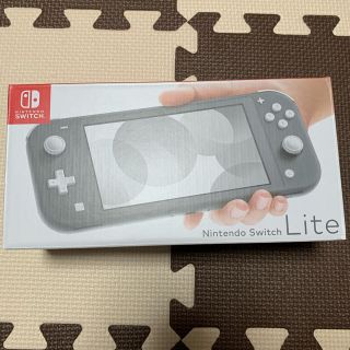 ニンテンドースイッチ(Nintendo Switch)の任天堂 Switch Lite グレー(家庭用ゲーム機本体)