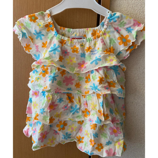 mikihouse(ミキハウス)のMIKIHOUSE 130 トップス キッズ/ベビー/マタニティのキッズ服女の子用(90cm~)(Tシャツ/カットソー)の商品写真