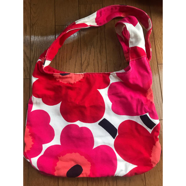 marimekko(マリメッコ)のmarimekko ショルダーバッグ レディースのバッグ(ショルダーバッグ)の商品写真