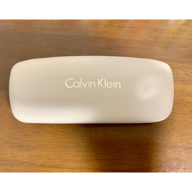 Calvin Klein(カルバンクライン)のCalvin Klein メガネケース レディースのファッション小物(サングラス/メガネ)の商品写真