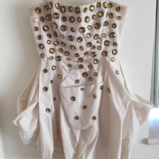 ビーシービージーマックスアズリア(BCBGMAXAZRIA)のBCBG(ひざ丈ワンピース)