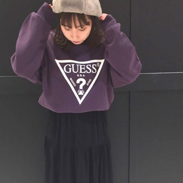 別注 guess パープル　プルオーバー スウェット　トレーナー