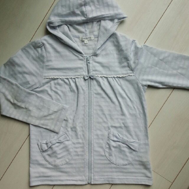 3can4on(サンカンシオン)の薄地パーカー　130 キッズ/ベビー/マタニティのキッズ服女の子用(90cm~)(ジャケット/上着)の商品写真