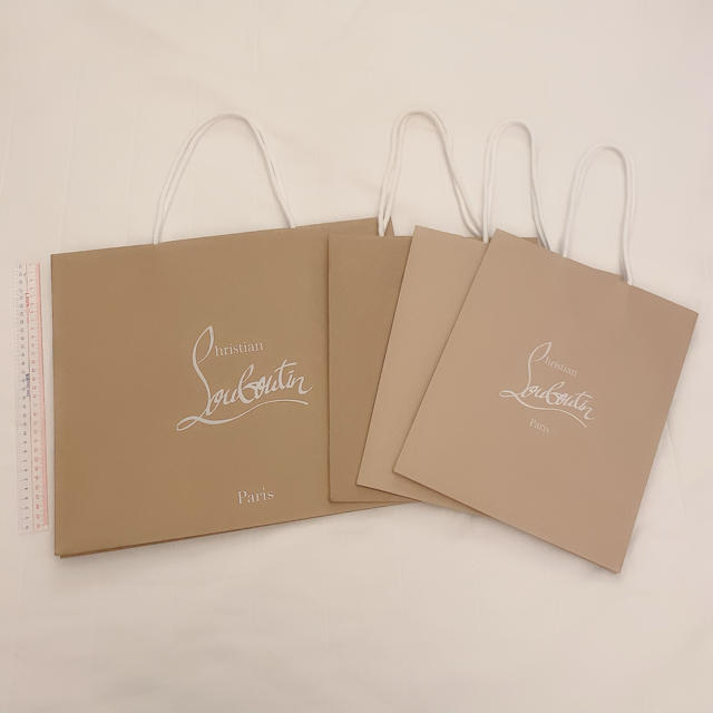 Christian Louboutin(クリスチャンルブタン)のクリスチャン ルブタン　ショップ袋　2種　4枚 レディースのバッグ(ショップ袋)の商品写真