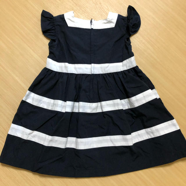 petit main(プティマイン)の【美品】ネイビーボーダーリボンワンピース ドレス 100 キッズ/ベビー/マタニティのキッズ服女の子用(90cm~)(ワンピース)の商品写真