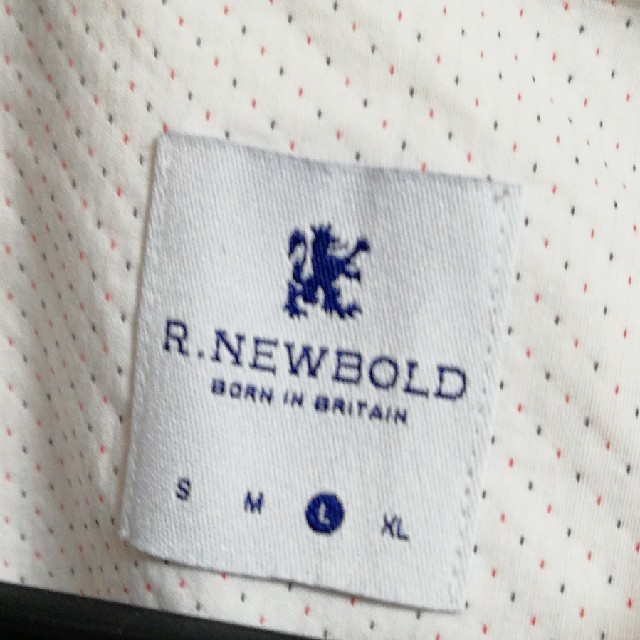 R.NEWBOLD(アールニューボールド)のニューボールド　白シャツ メンズのトップス(シャツ)の商品写真