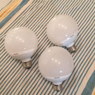 トウシバ(東芝)の【☆☆ジョン君様売約済】LED100w電球/ボール型/３個セット(蛍光灯/電球)