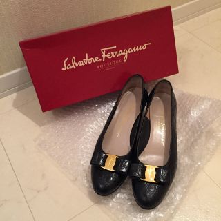 サルヴァトーレフェラガモ(Salvatore Ferragamo)のフェラガモ 黒ヴァラ 36 1/2(ハイヒール/パンプス)