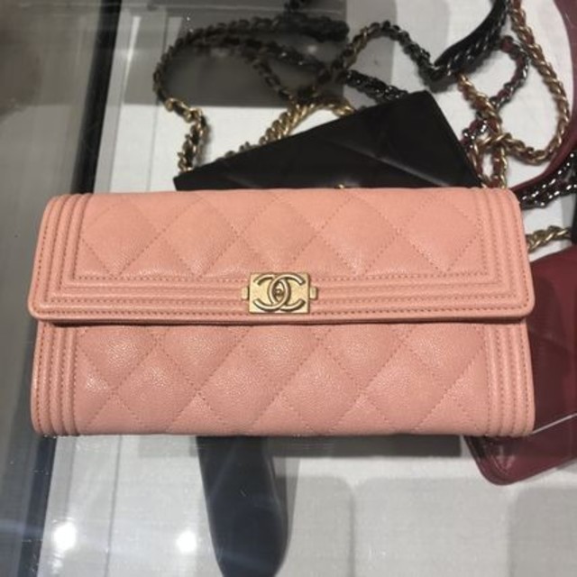 新品 CHANEL ボーイ シャネル 長財布ファッション小物