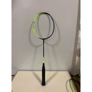 ヨネックス(YONEX)のバドミントン ラケット アストロクス77(バドミントン)