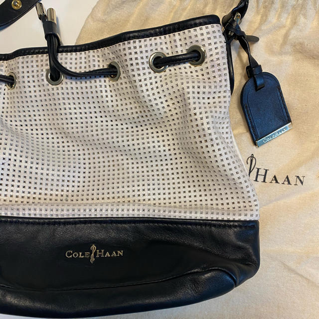 Cole Haan(コールハーン)のコールハーン　ショルダーバッグ レディースのバッグ(ショルダーバッグ)の商品写真