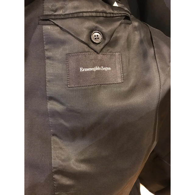 Ermenegildo Zegna(エルメネジルドゼニア)のゼニア　ブラックスーツ  【超美品】 メンズのスーツ(セットアップ)の商品写真