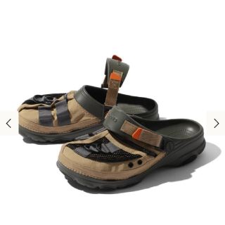 クロックス(crocs)のcrocs × BEAMS 別注フィッシングベストサンダル［25cm］(サンダル)