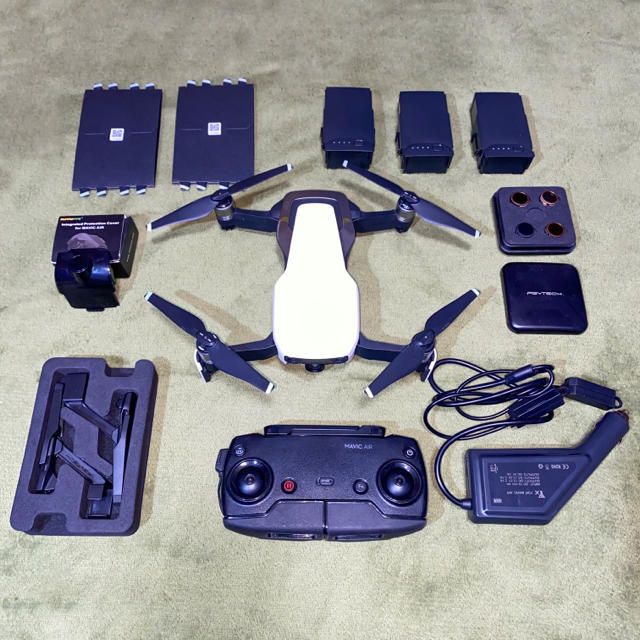 【美品】国内正規品 DJI MAVIC AIR FLY MORE COMBO