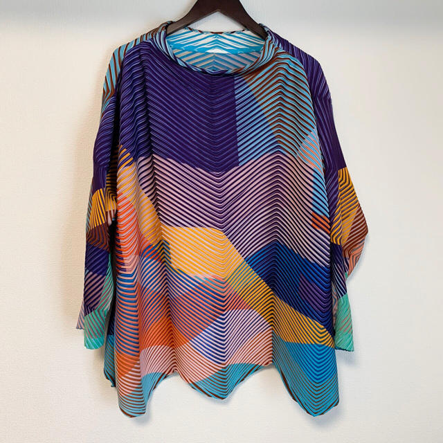 トップス イッセイミヤケ ISSEY MIYAKE ドルマンスリーブ トップス イッセイミヤケ ISSEY MIYAKE ドルマンスリーブ