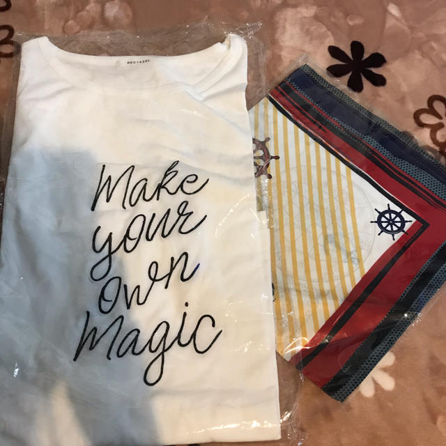 REDYAZEL(レディアゼル)のREDYAZEL Tシャツ&スカーフ レディースのトップス(Tシャツ(半袖/袖なし))の商品写真