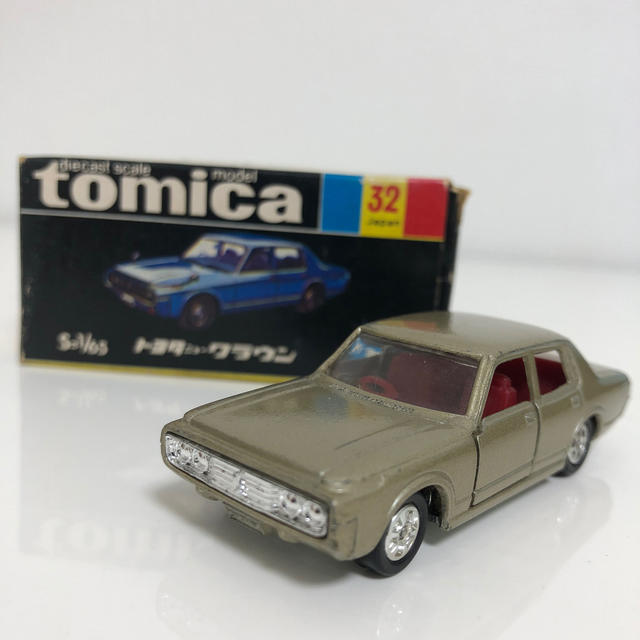 TOMMY - 黒箱 トミカ 32 トヨタニュークラウン 1/65の通販 by TOMMY - 黒箱 トミカ 32 トヨタニュークラウン 1/65の通販 by