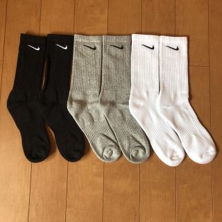 ナイキ(NIKE)の☆ナイキ NIKE 3Pソックス　25〜27cm 白、黒、グレー(ソックス)