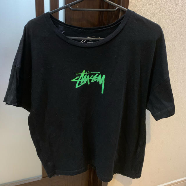 STUSSY(ステューシー)のSTUSSY Tシャツ 黒 半袖 ステューシー レディースのトップス(Tシャツ(半袖/袖なし))の商品写真