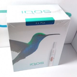 アイコス(IQOS)のIQOS2.4Plus チャージャー　ホワイト　新品　未使用　+オマケ(タバコグッズ)