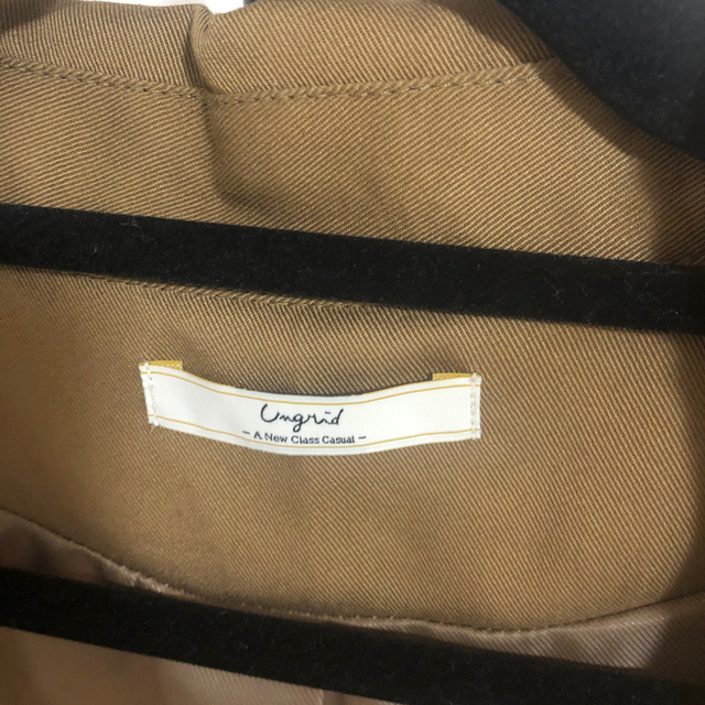 Ungrid(アングリッド)のungrid ルーズトレンチコート　未使用 レディースのジャケット/アウター(トレンチコート)の商品写真