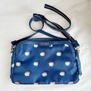 キャスキッドソン(Cath Kidston)の美品73%引◆キャス・キッドソン　ポンポンドット柄ミニメッセンジャーバッグ(メッセンジャーバッグ)