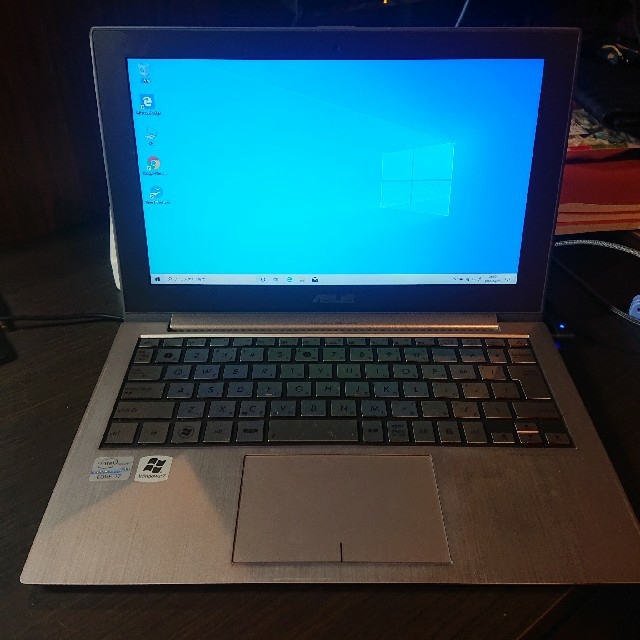 asus ZenBook ux21e