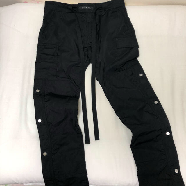 FEAR OF GOD  6th NYLON CARGO SNAP PANT