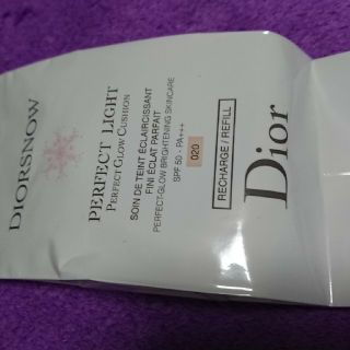 ディオール(Dior)のDior ディオール スノーパーフェクトライトクッション(ファンデーション)