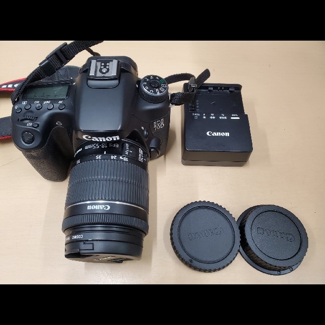 Canon EOS 70D EF-S 18-55 IS STM Kit