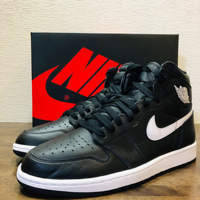 nike air jordan 1 black white