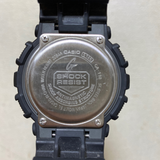 G-SHOCK(ジーショック)のG-SHOCK マッドブラック メンズの時計(腕時計(デジタル))の商品写真