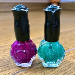 アナスイ(ANNA SUI)の【美品】値下げ！ANNA SUI アナスイ　ネイルカラー(マニキュア)