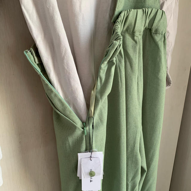 merlot(メルロー)のさーり様専用❣️merloeワンショルダー洗える綿麻サロペット レディースのパンツ(サロペット/オーバーオール)の商品写真