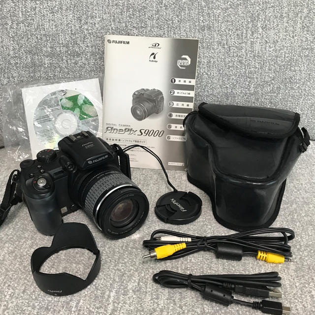 富士フイルム(フジフイルム)のデジタルカメラ　FINEPIX S9000 スマホ/家電/カメラのカメラ(デジタル一眼)の商品写真